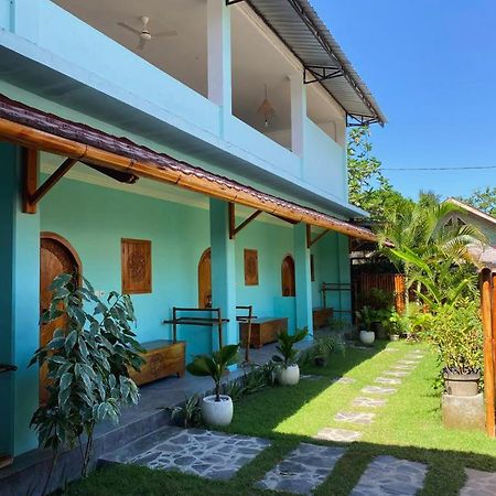 Secret Spot Surf And Stay Kuta  Buitenkant foto