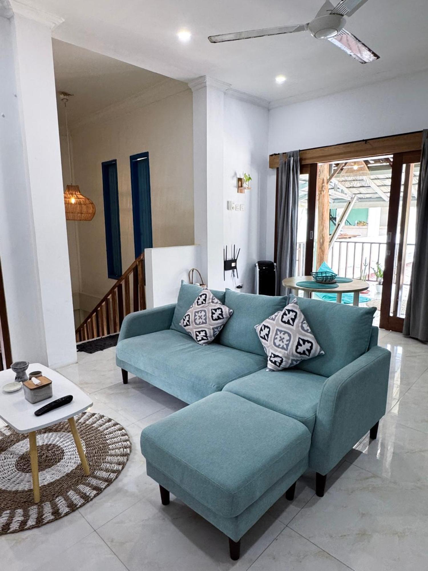 Secret Spot Surf And Stay Kuta  Buitenkant foto